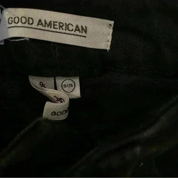 Good American Good Waist Crop Jeans - Picture 5 of 10